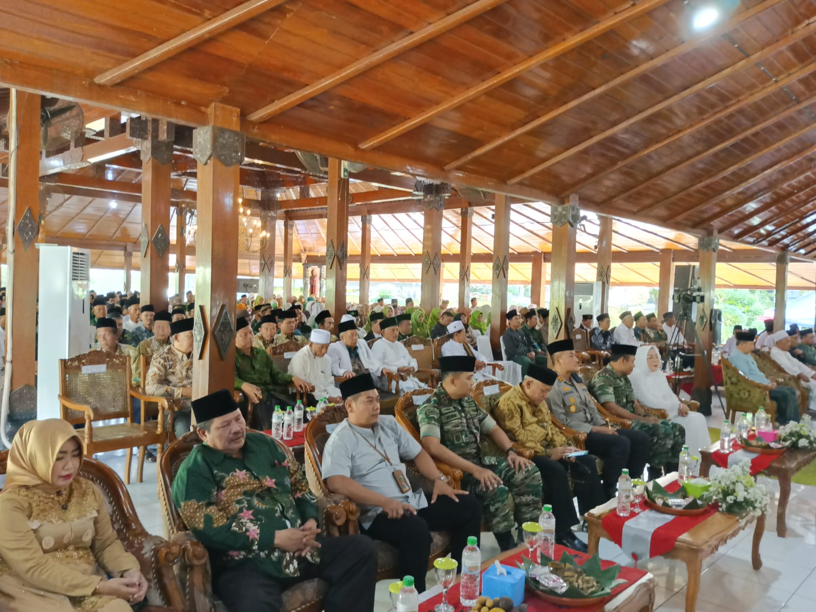 Danrem 073/Makutarama Hadiri Halal Bihalal dan Seminar Nasional Keluarga Besar NU Grobogan